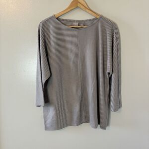 Chico’s Ribbed Textured Top Gray Dolman Sleeves Blouse Sz 2 Large
